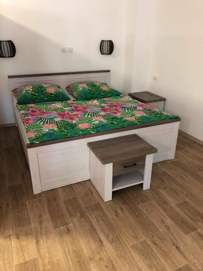 apartmány Doris Litoměřice Esterno foto